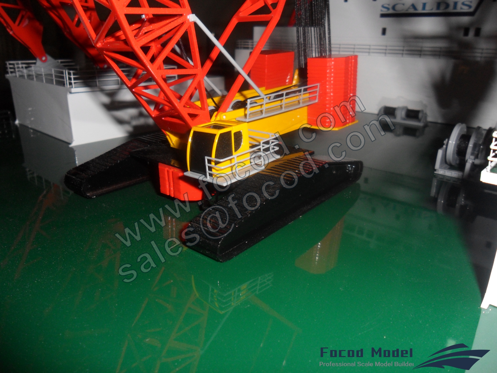 customized model of 85米重型起重船 - Rambiz号